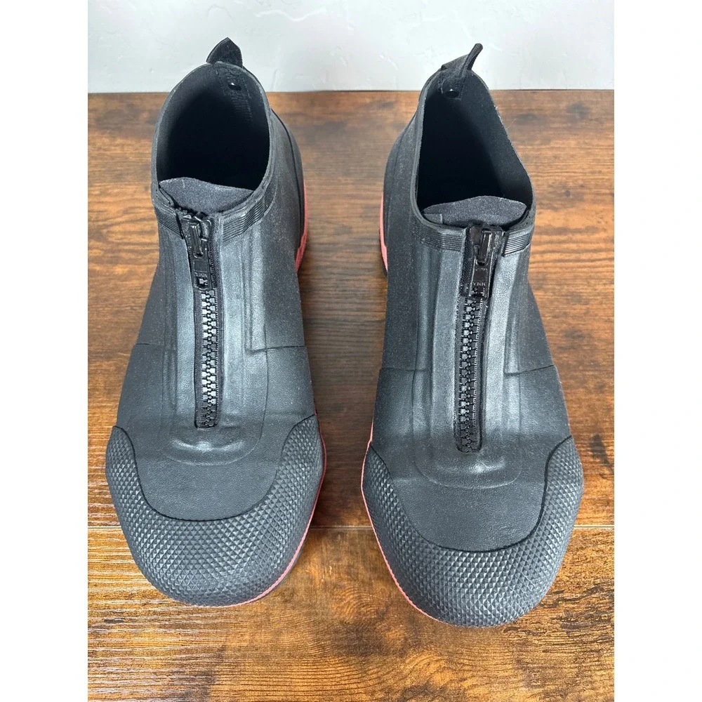 Bogs overshoe zip