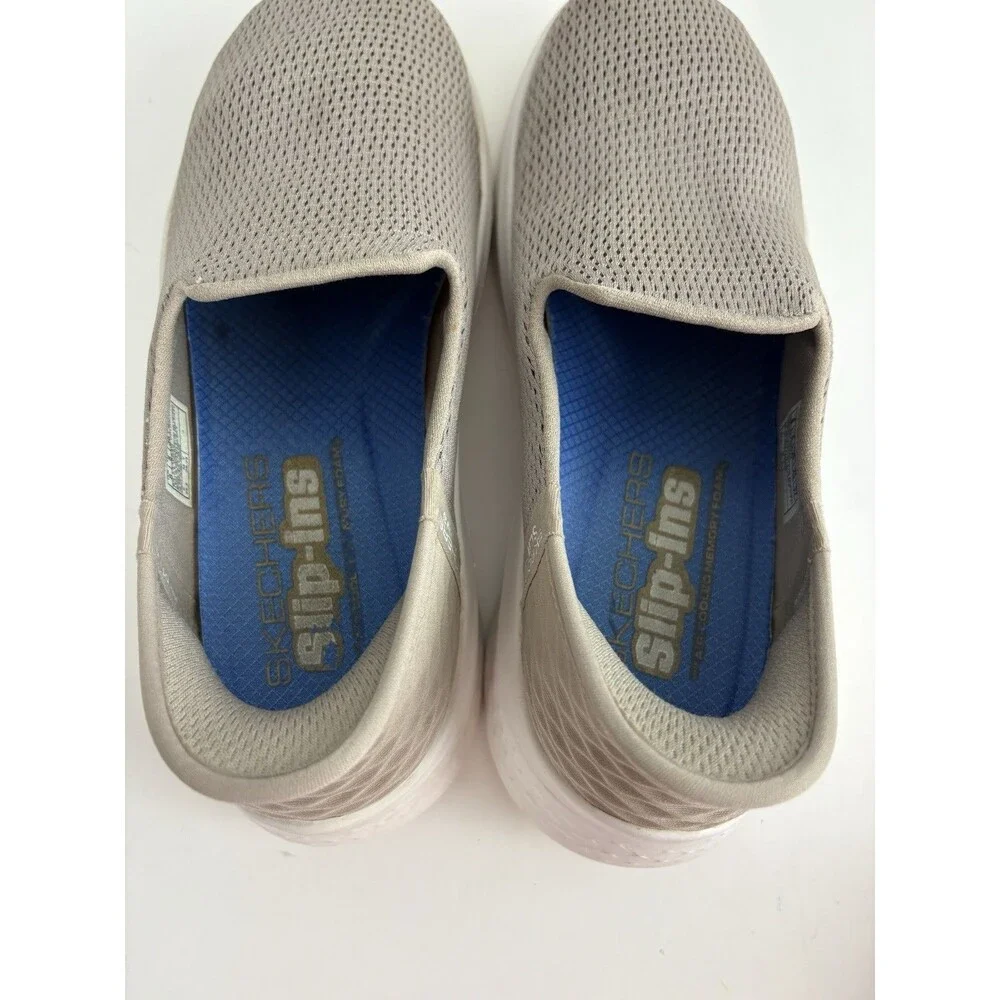 Skechers Go Walk Women’s Size 8  Slip-Ins Taupe Air Cooled Memory Foam Shoes
