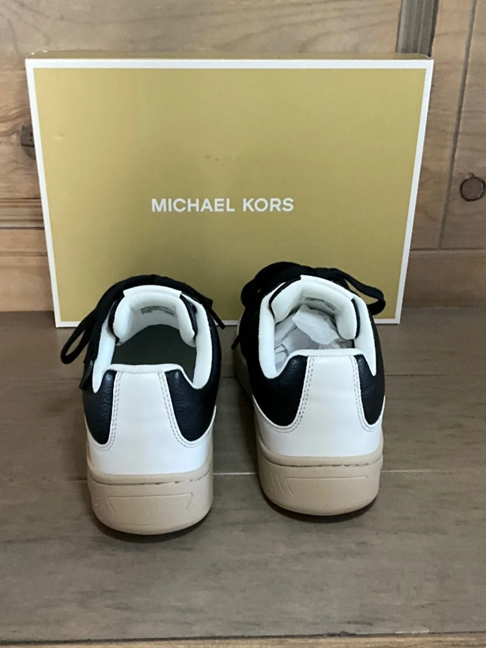 Michael Kors kors bundle never