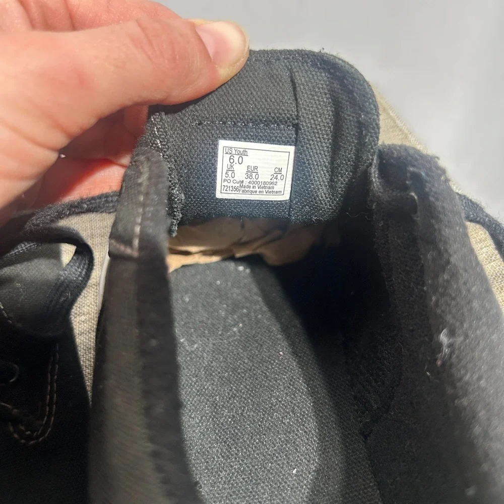 Vans youth size