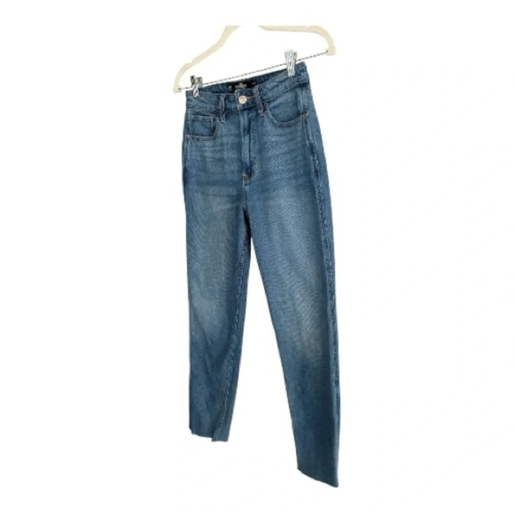 Hollister high rise
