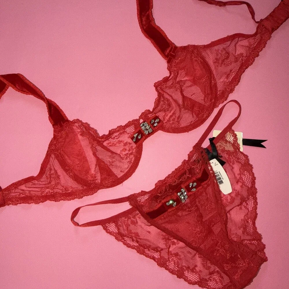 Victorias Secret sale victoria&apos