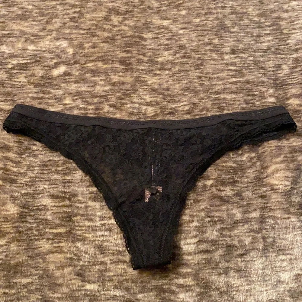 🖤Victoria’s Secret Black Lace Panty Thong🖤‎