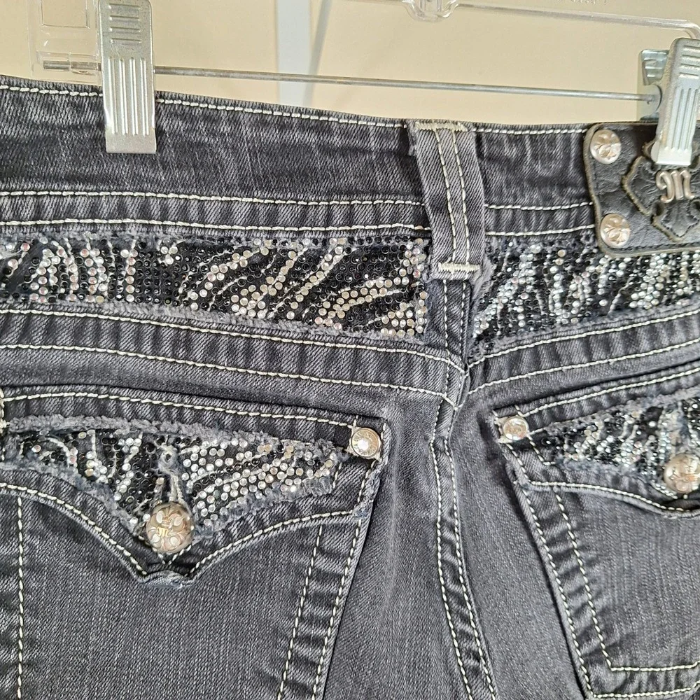 Miss Me Bootcut Black Denim Studded Bling Gem Flap Pockets‎ 30   JP535184