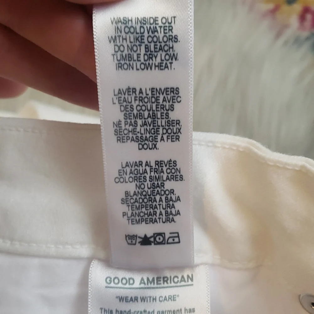 Good American Good Legs Crop NWOT!!