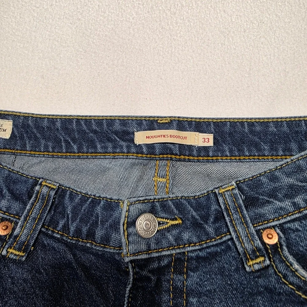 Levi's Noughties Bootcut Womens 33 Blue Jeans Y2K Low Rise Flap Pocket Denim