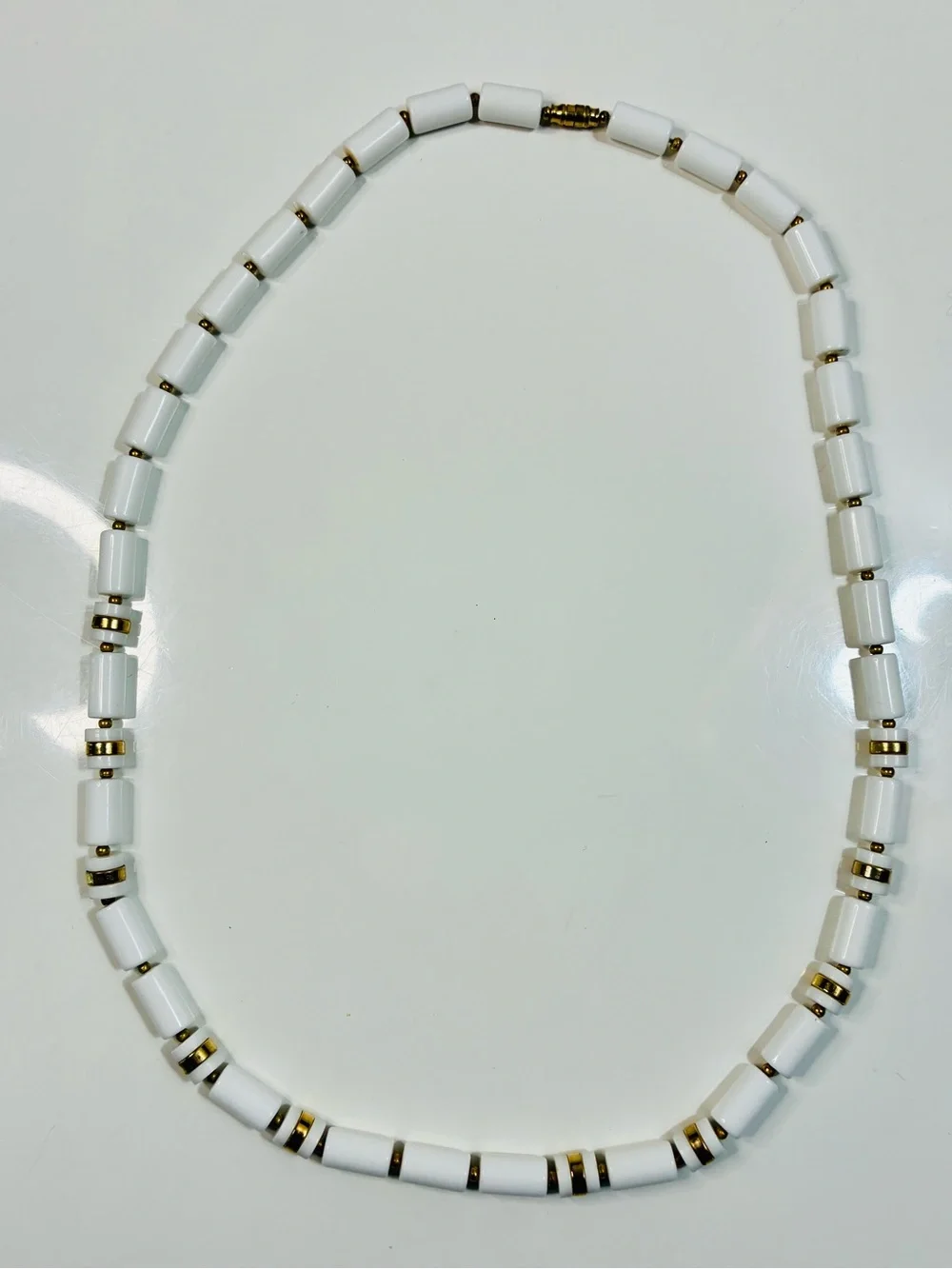 VTG Lucite Classic White Beaded Necklace with Gold Accents Lightweight Casual