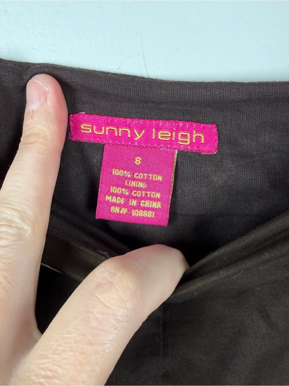 Sunny Leigh excellent preowned