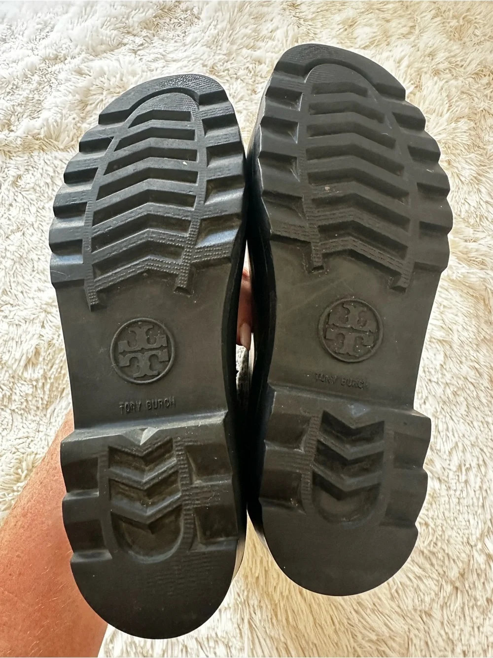 Tory Burch tory burch