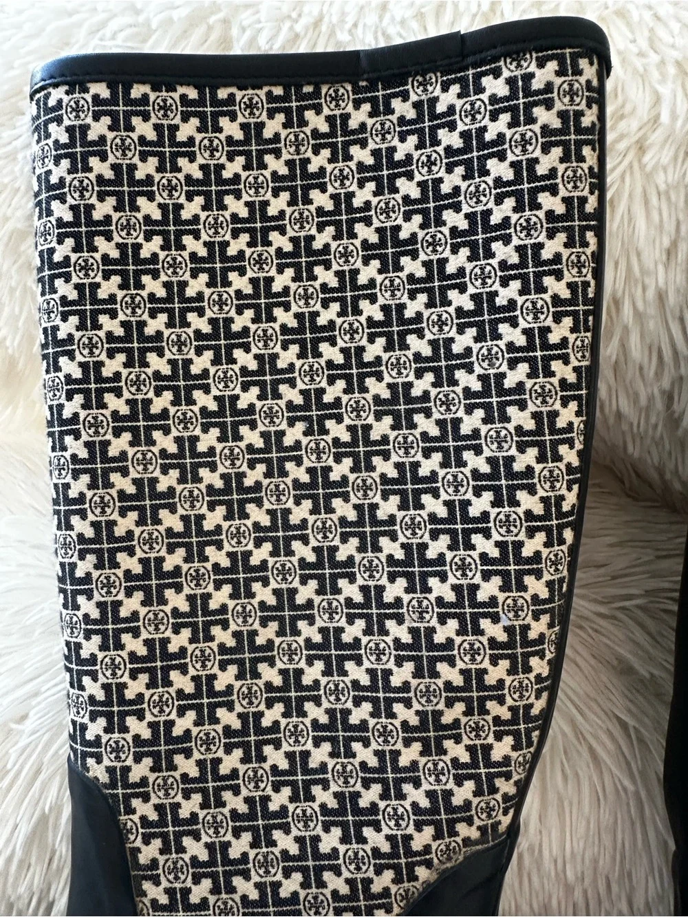 Tory Burch tory burch