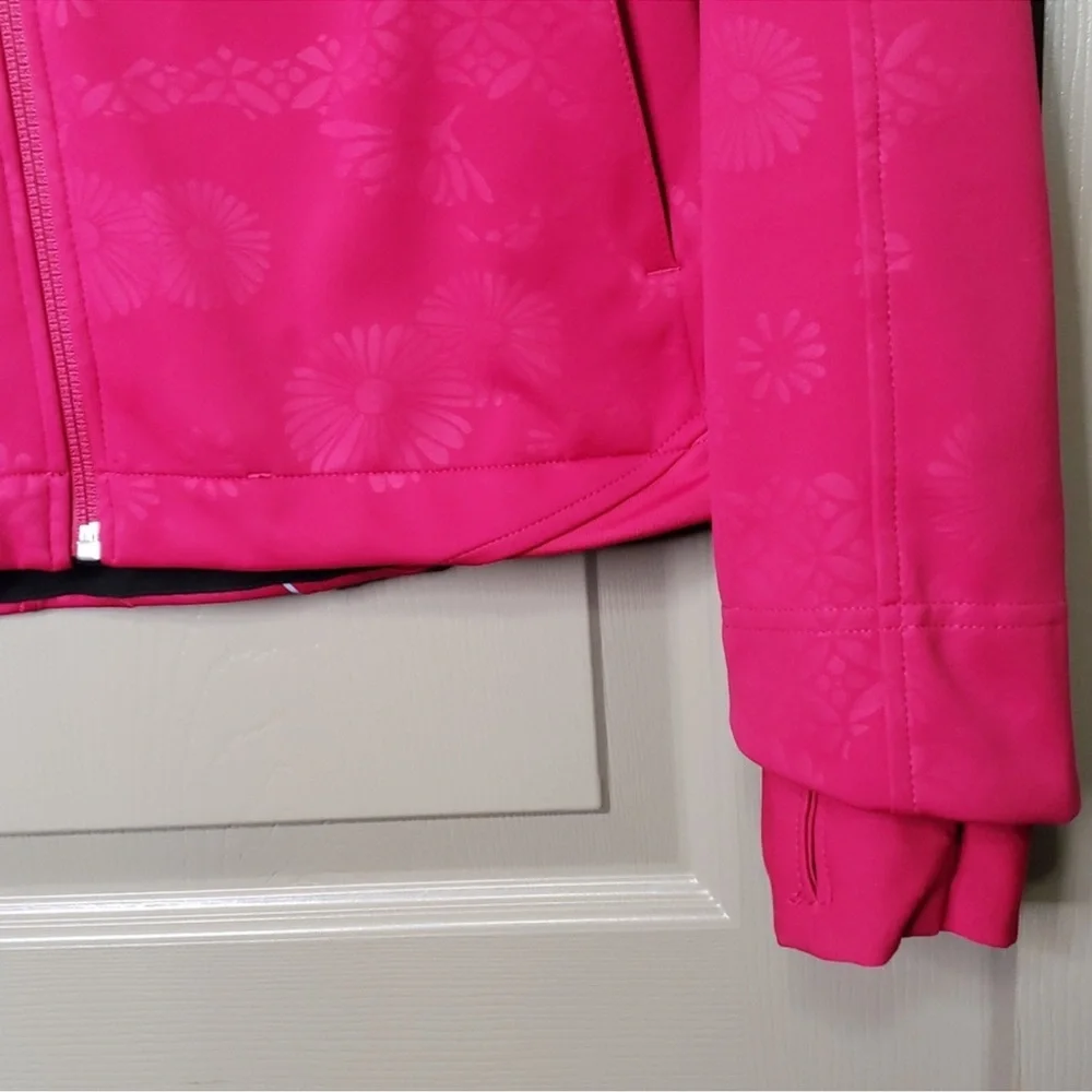 Brooks dynamic jacket
