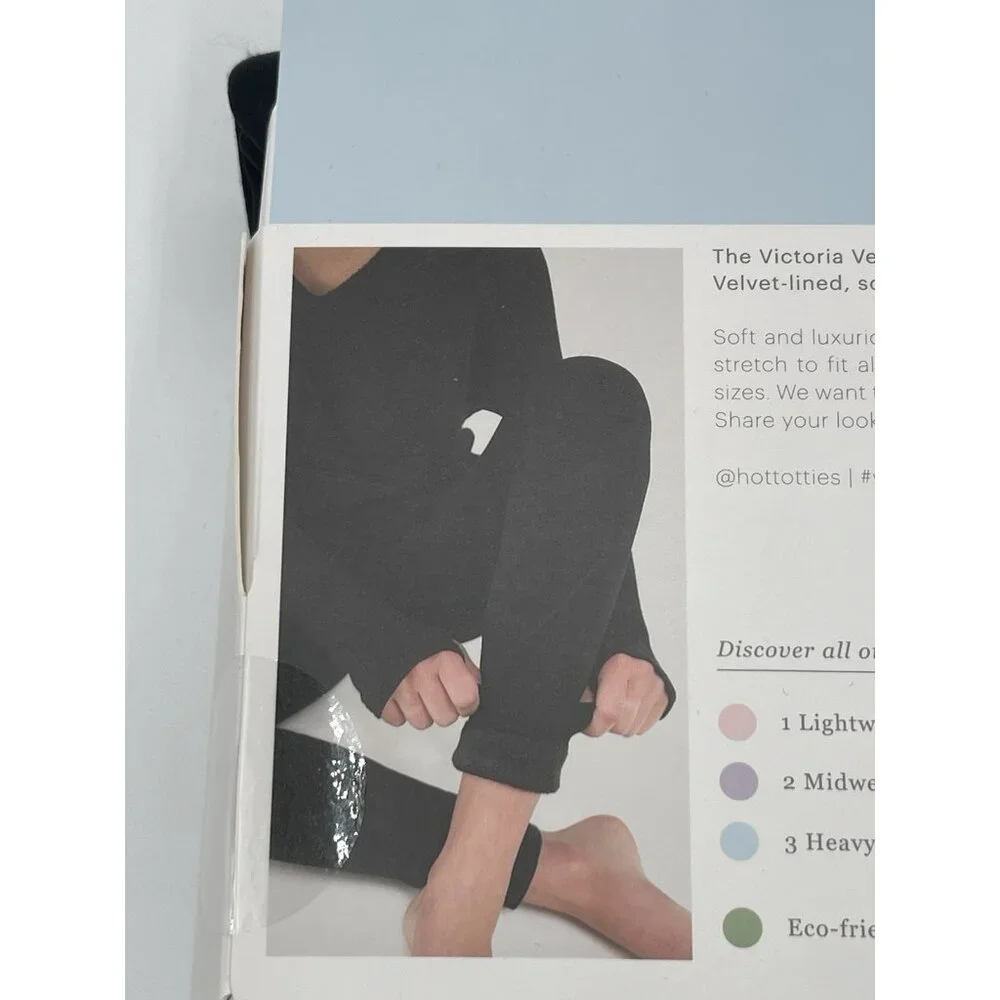 Wander HotTotties Leggings Women’s Size Medium Victoria‎ Velvet Black Soft