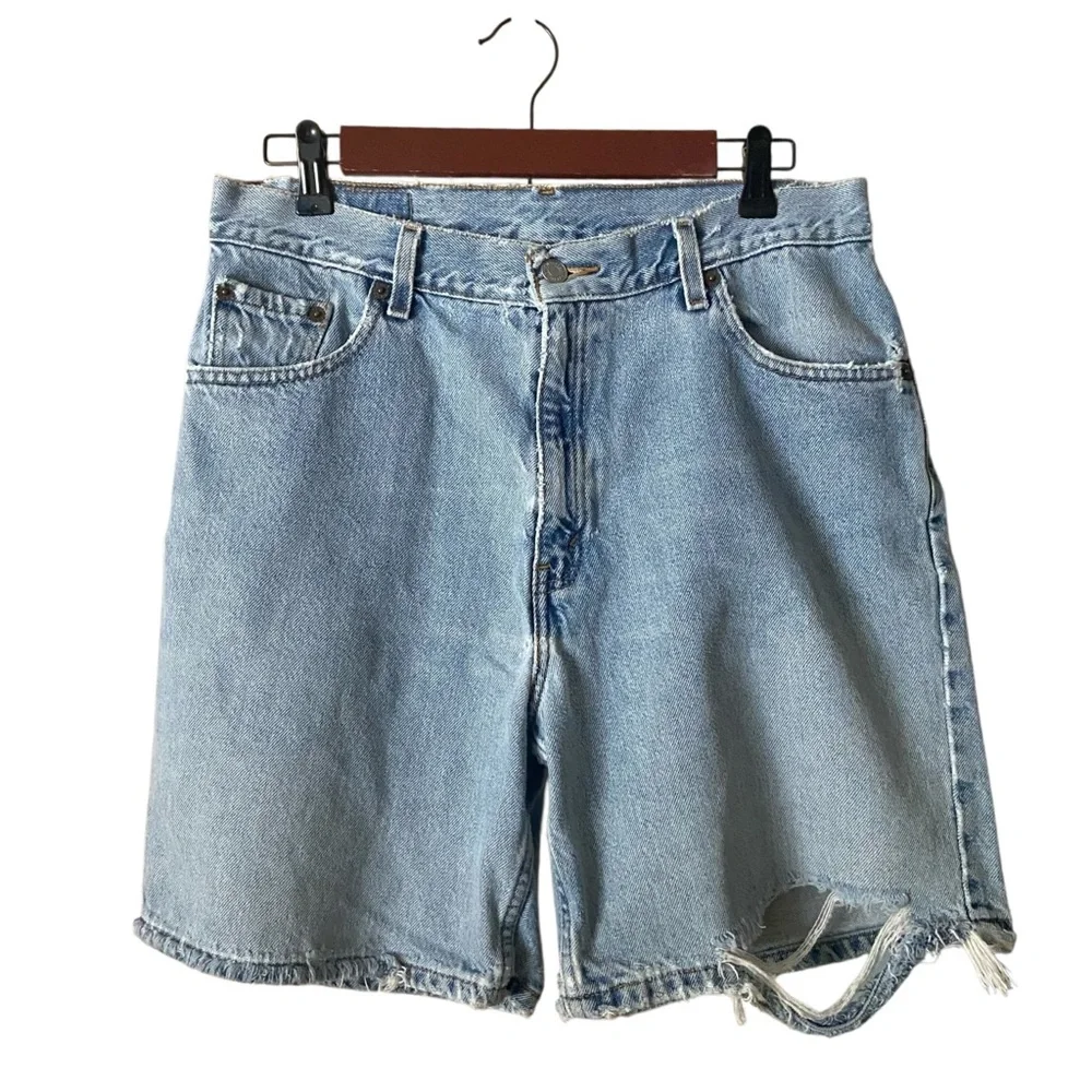 Levis color washed