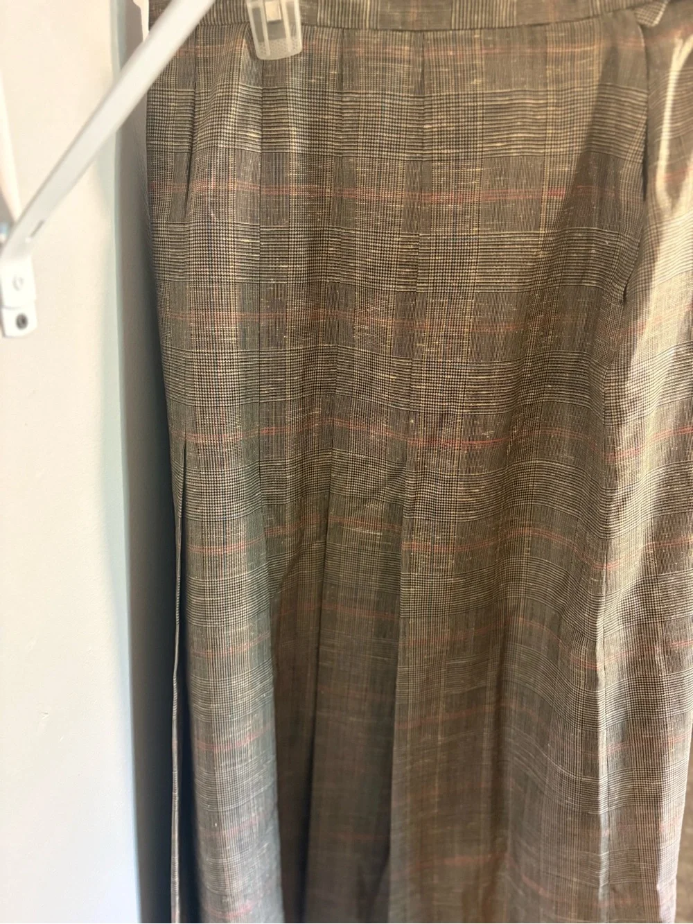 N/A classic pleated