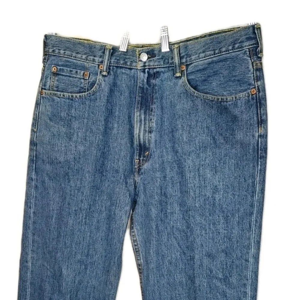Levis levi 550