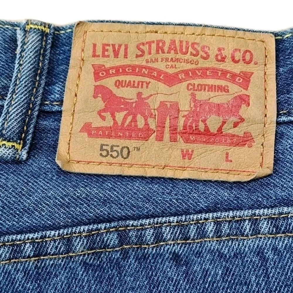 Levis levi 550