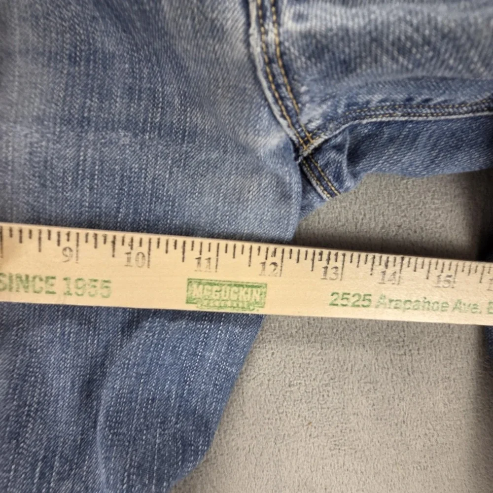 Levis 9608 important