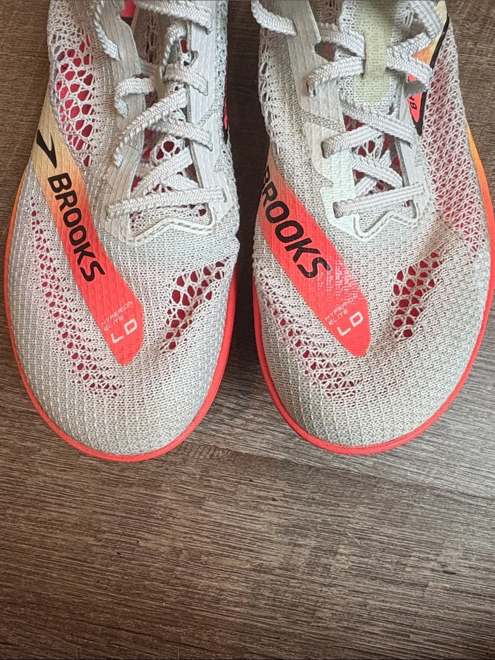 Brooks hyperion elite