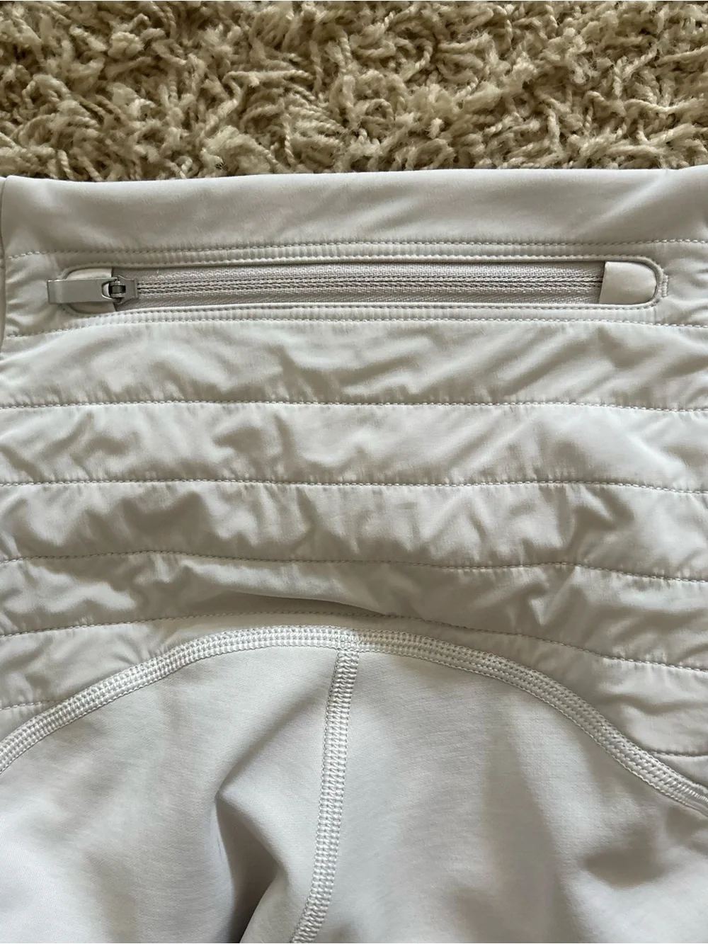 Athleta peak hybrid