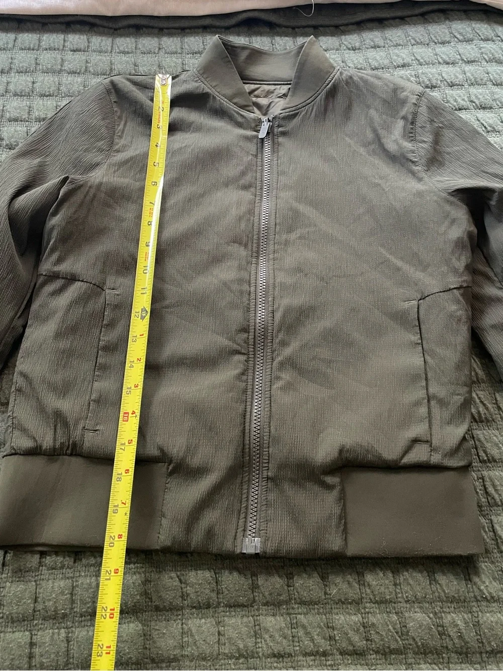 lululemon athletica size excellent