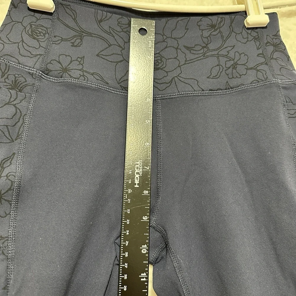 Skechers pockets shown