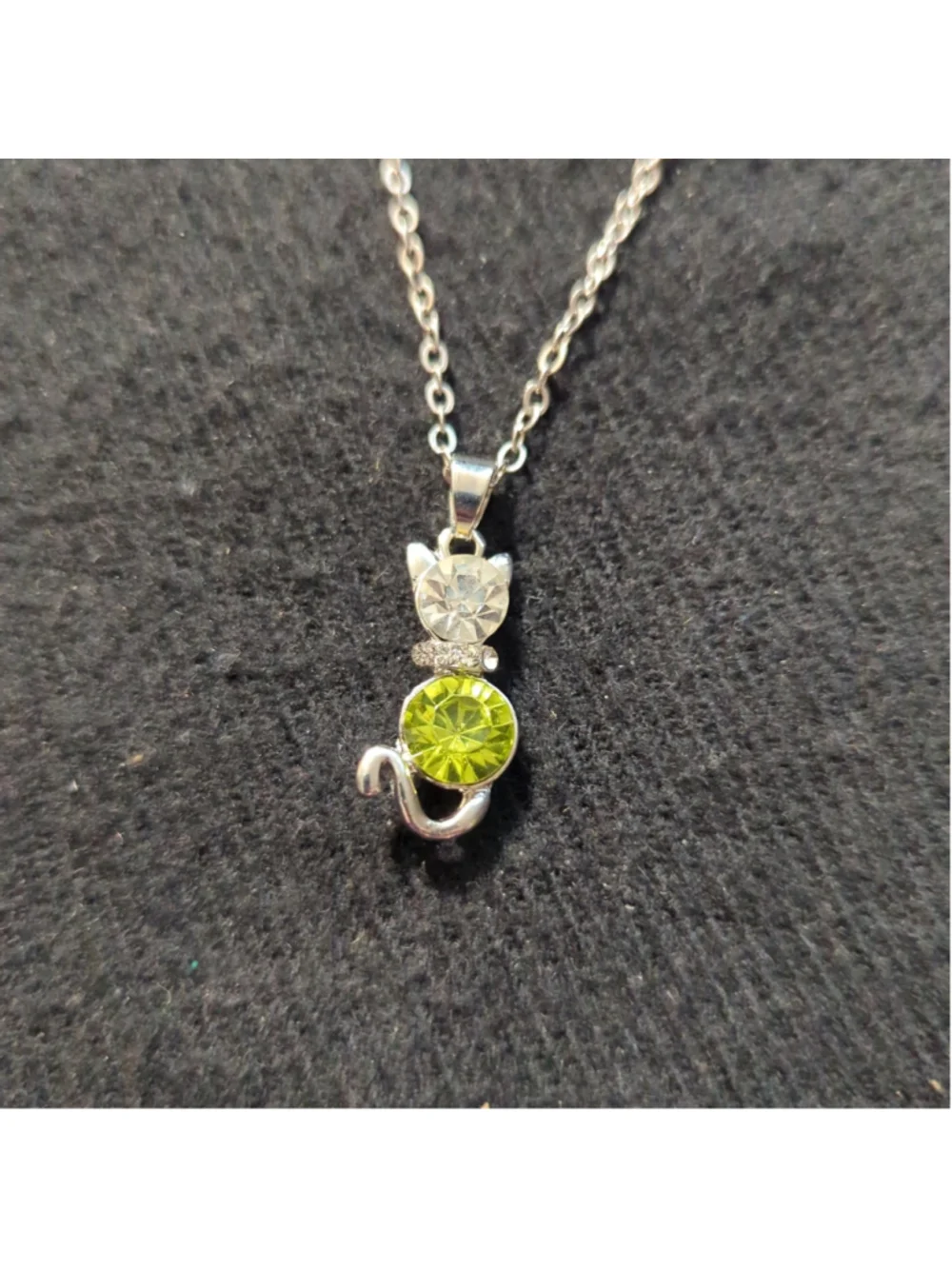 Silver Tone Clear and Green Rhinestone Cat Dainty Pendant Statement Necklace