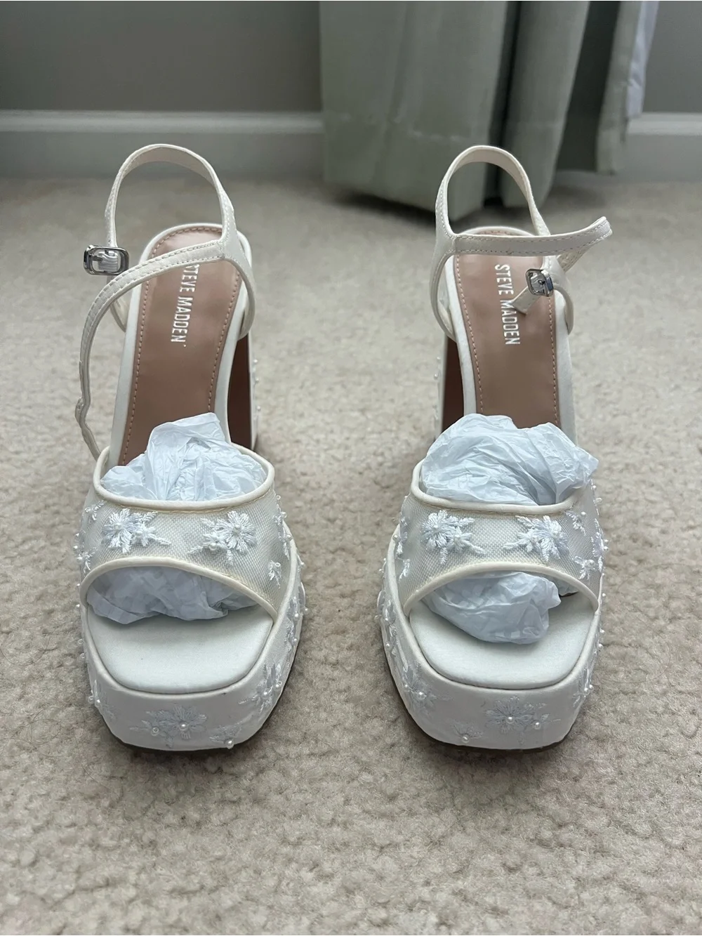 Steve Madden Ivory Floral Embroidered Platform Sandals