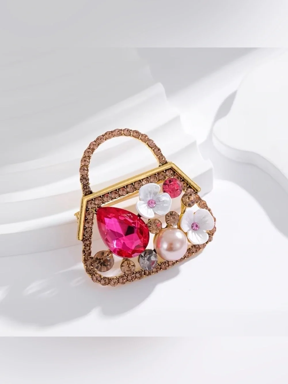gold-toned retro handbag brooch rhinestones artificial pearls floral Women’s Jew