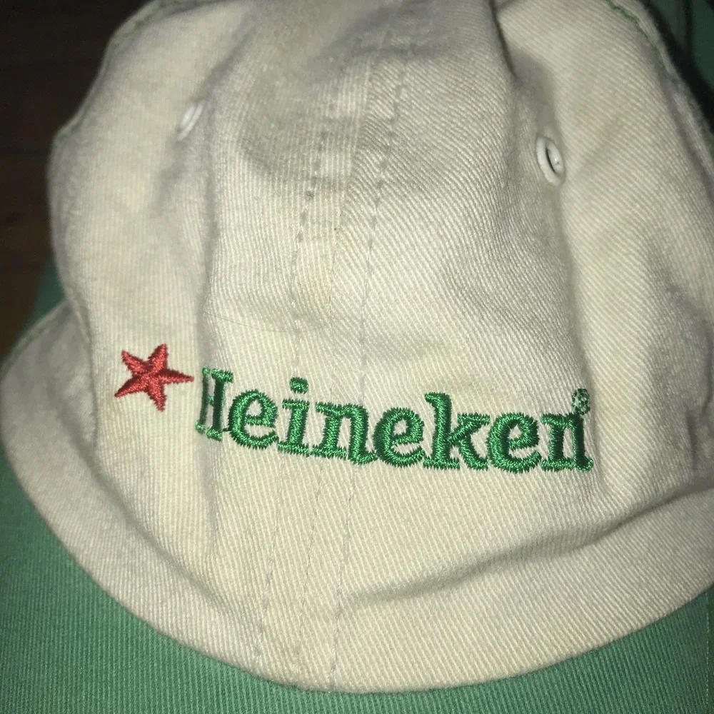 Heineken product green