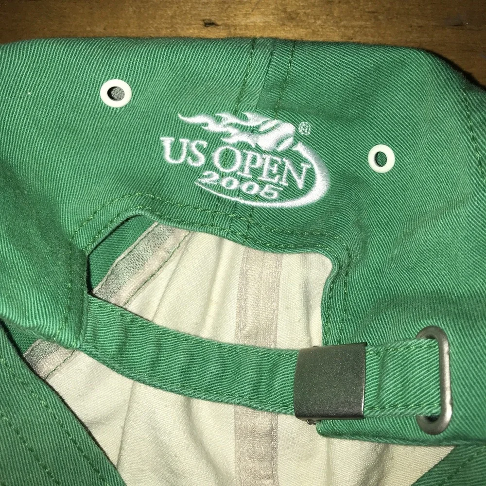Heineken product green
