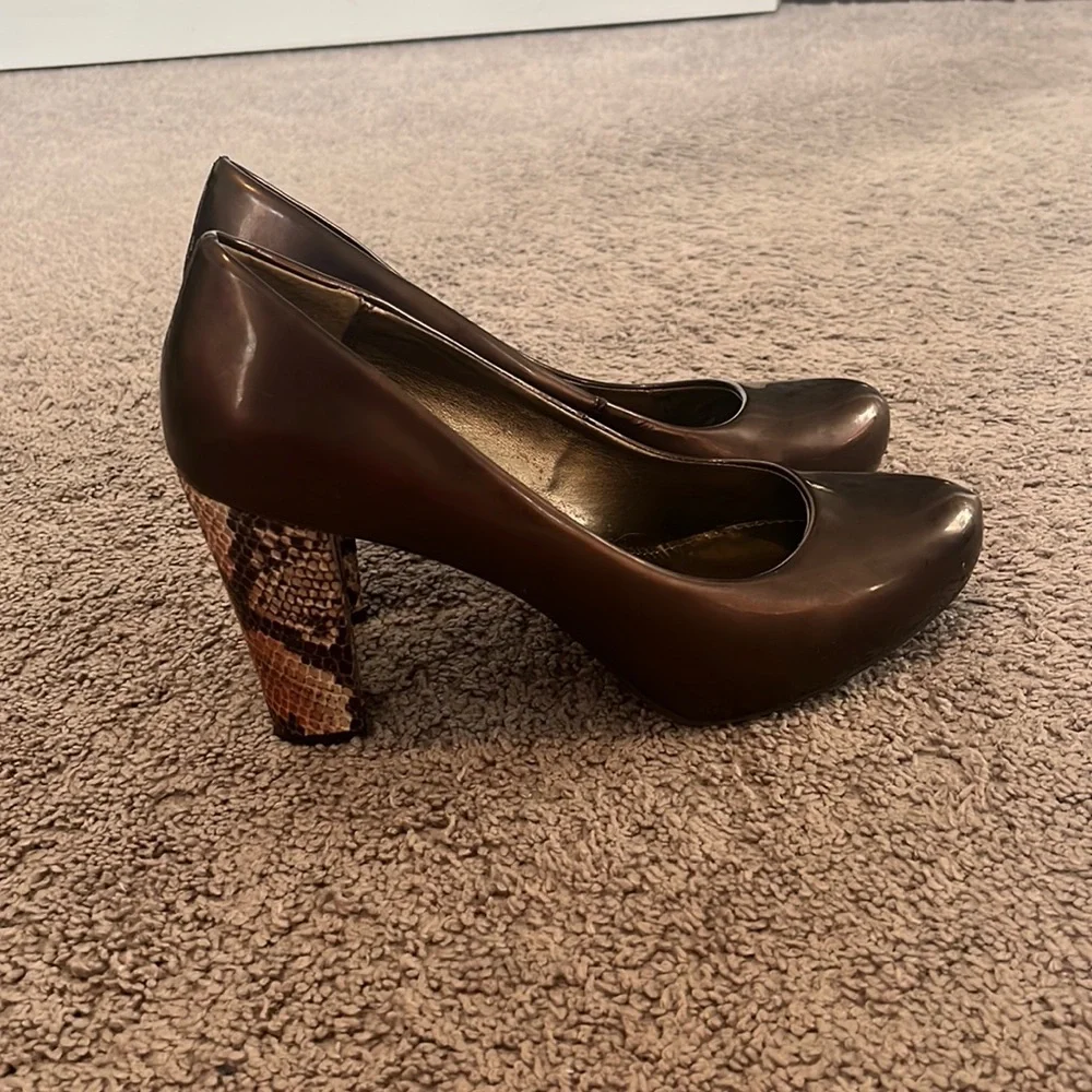 Bandolino pumps size