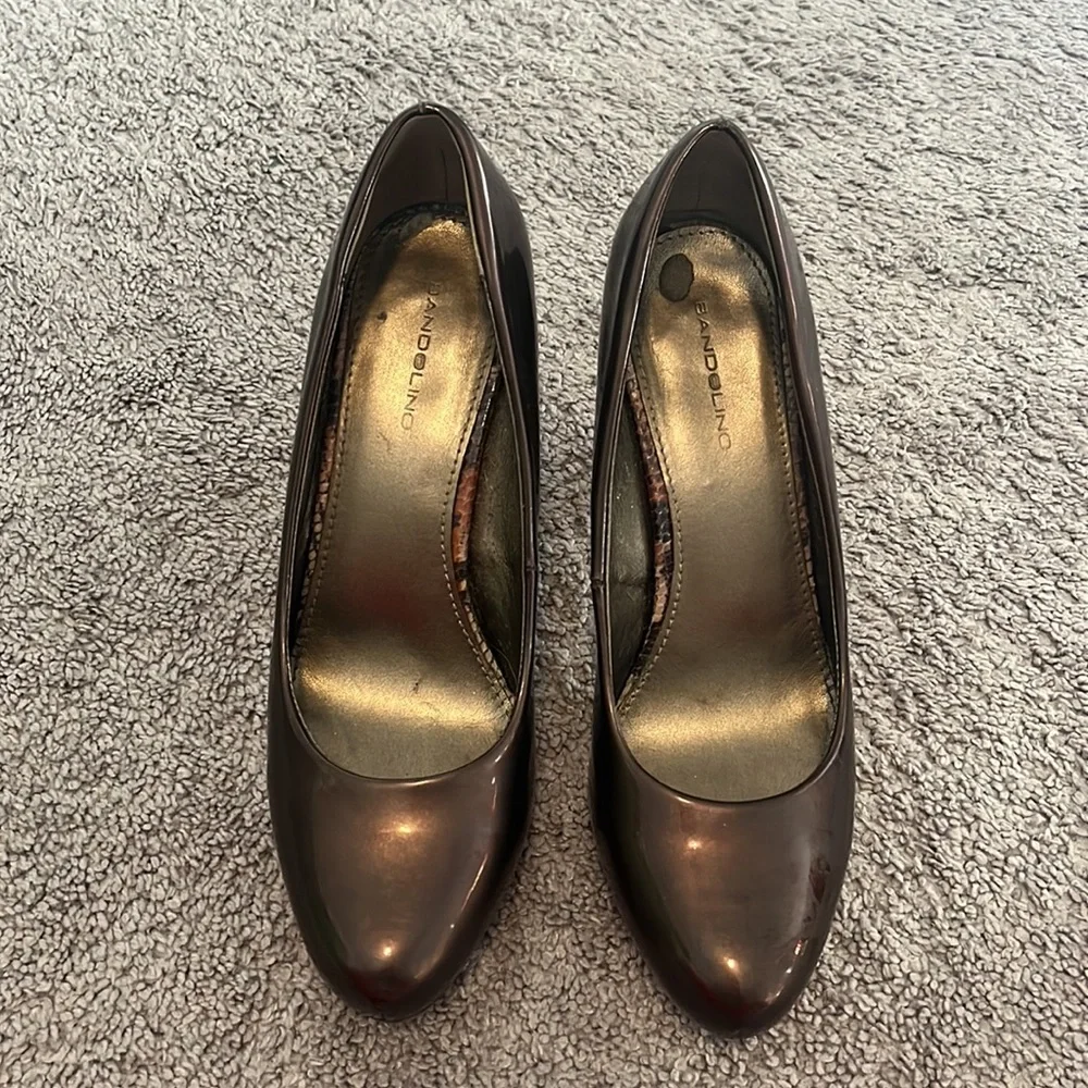 Bandolino pumps size