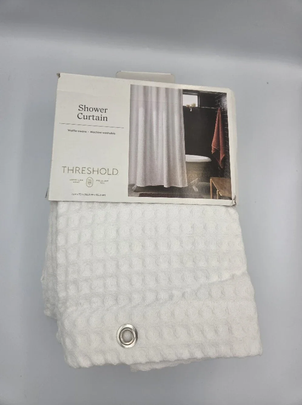 Threshold classic white