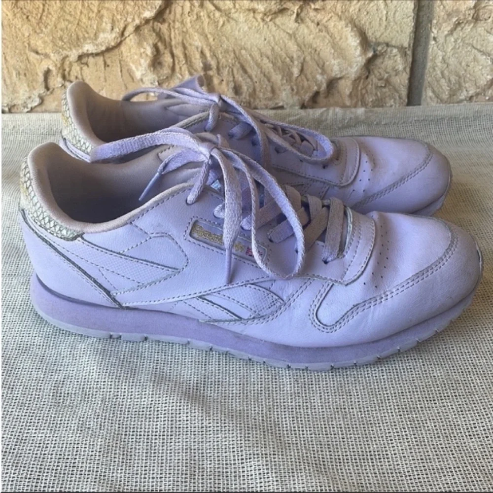 Reebok metallic justice any