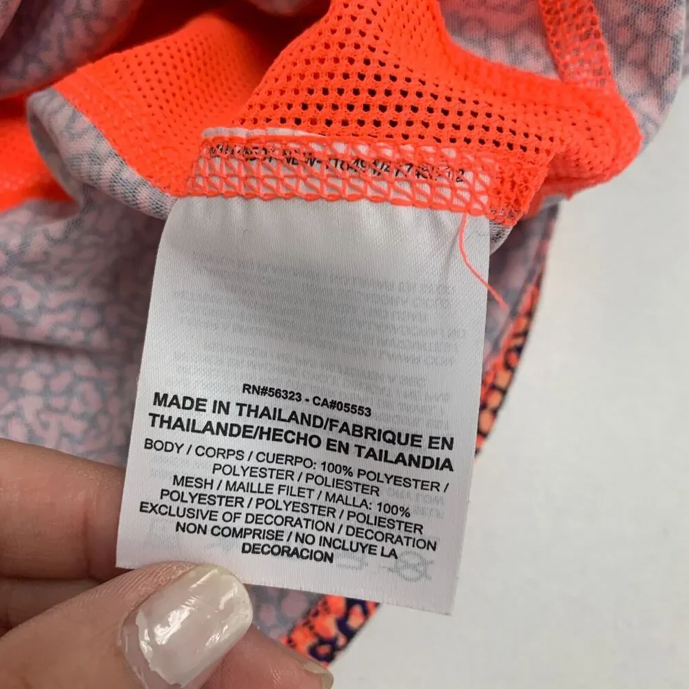 Nike label guarantee urge