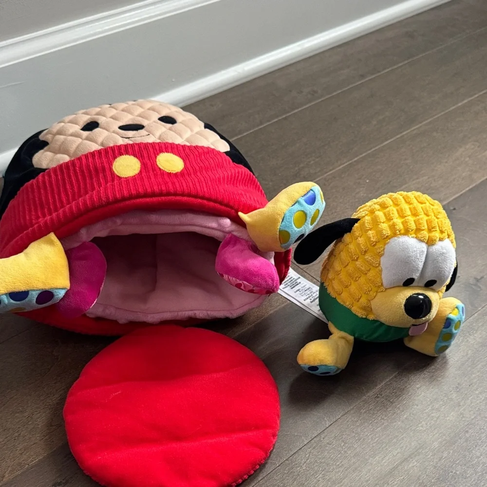 Disney adorable nesting