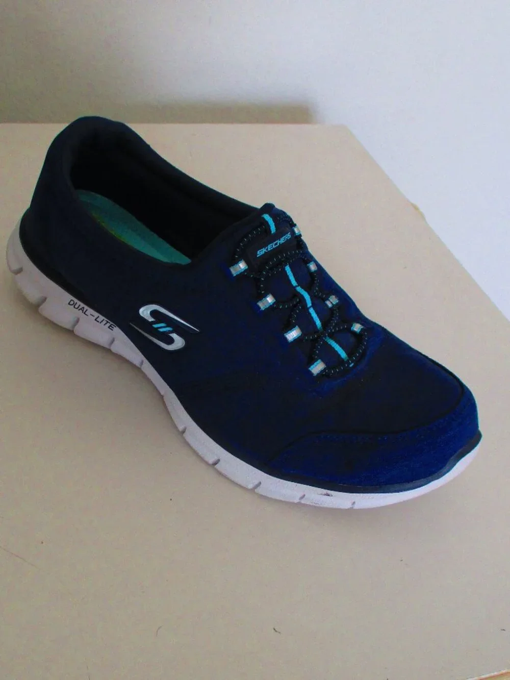 Skechers dual lite