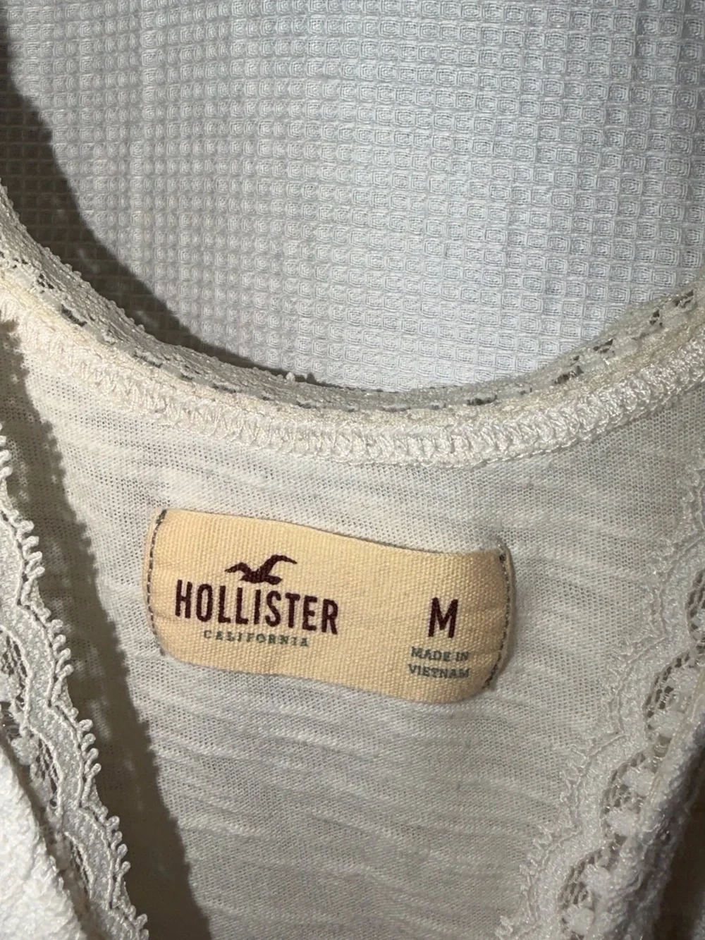Hollister creamy ivory