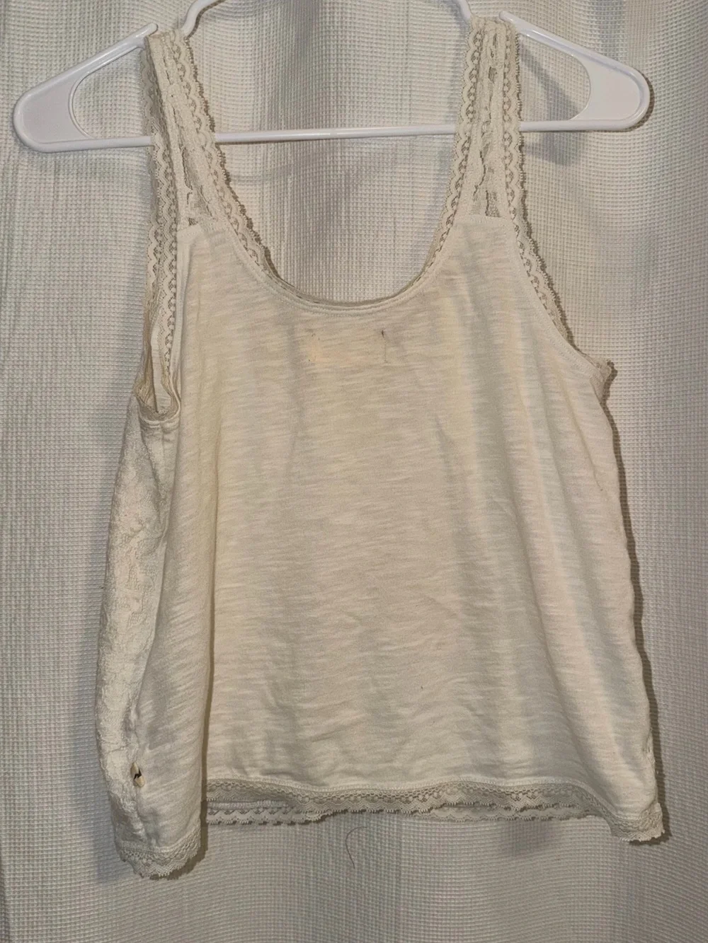 Hollister creamy ivory