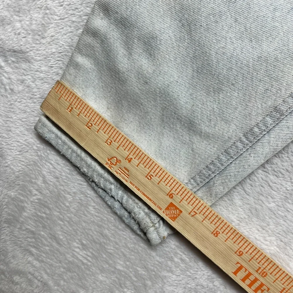 Vintage Levi's Jeans Men's Blue Denim Relaxed Fit Tapered Leg Zip‎ Fly - 32X31.5