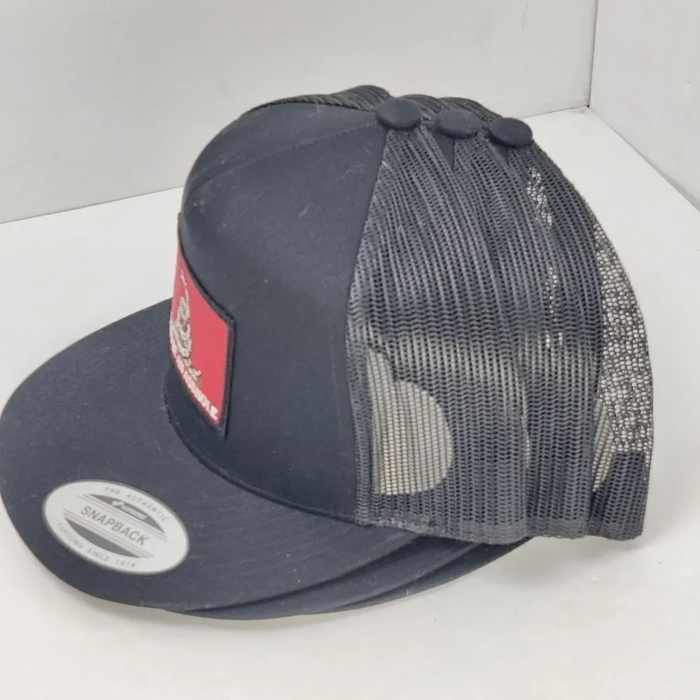 Yupoong excellent nwt