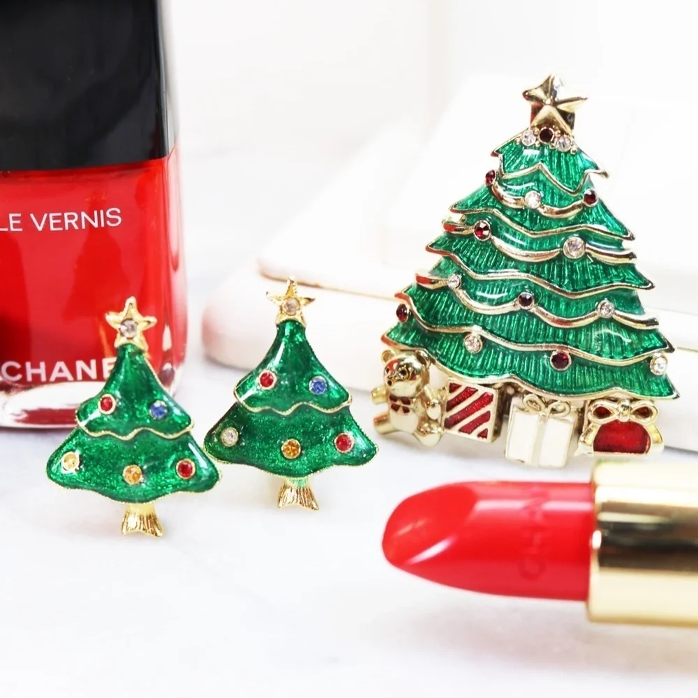 🎁🎄Monet Christmas Tree Brooch & Earrings 🎁🎄