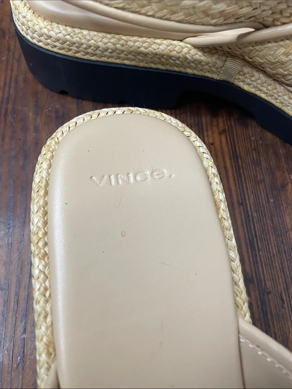 Vince woven raffia