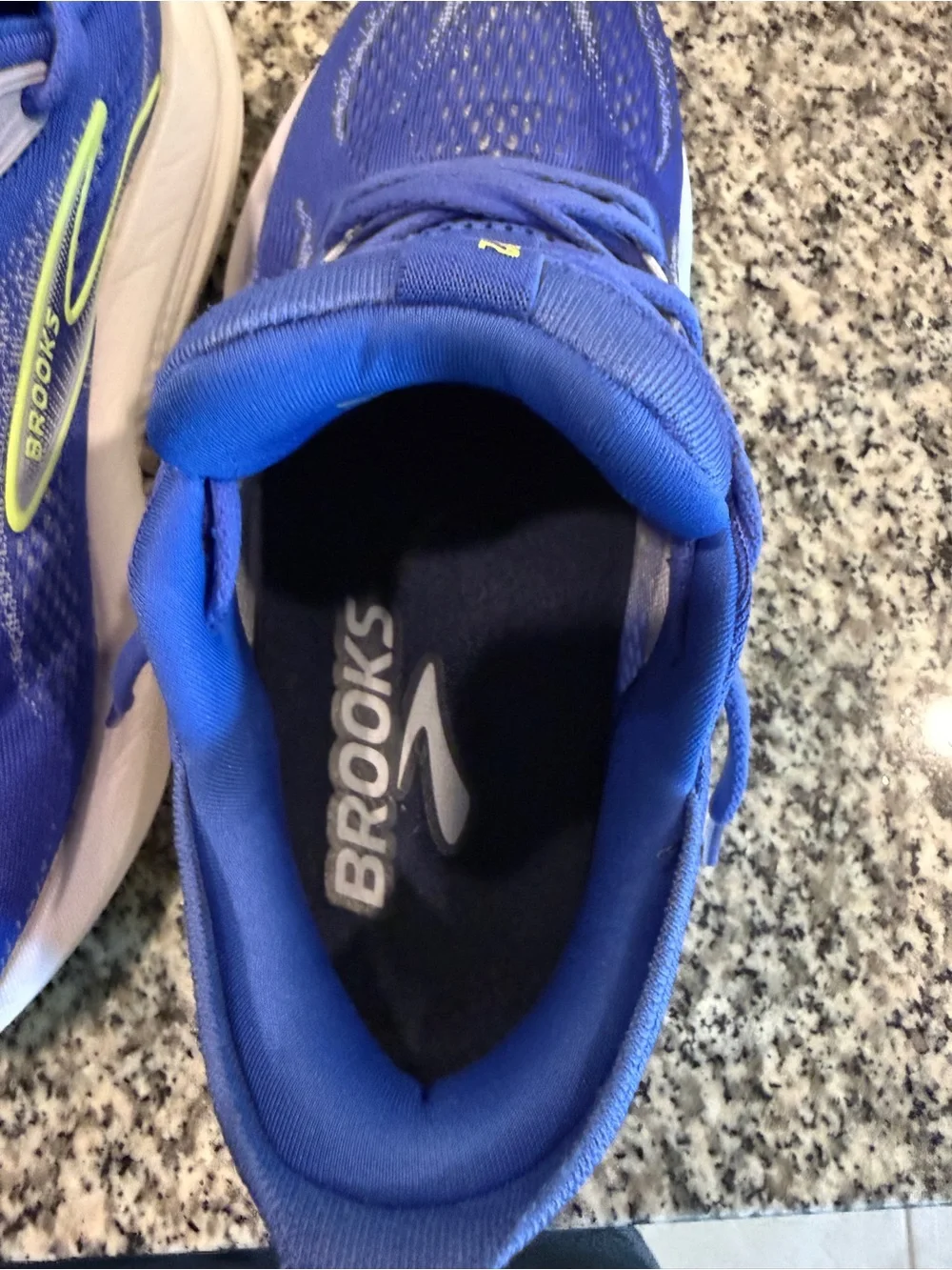 Brooks women glycerin