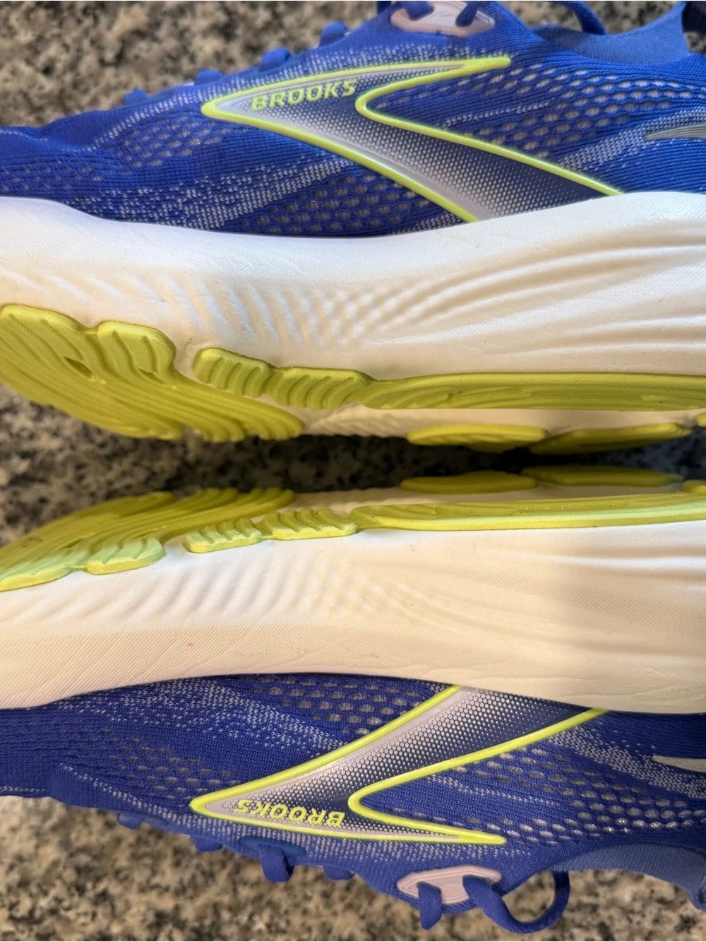 Brooks women glycerin