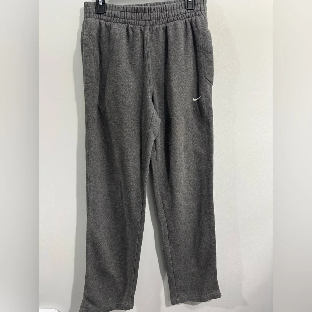 Nike body side
