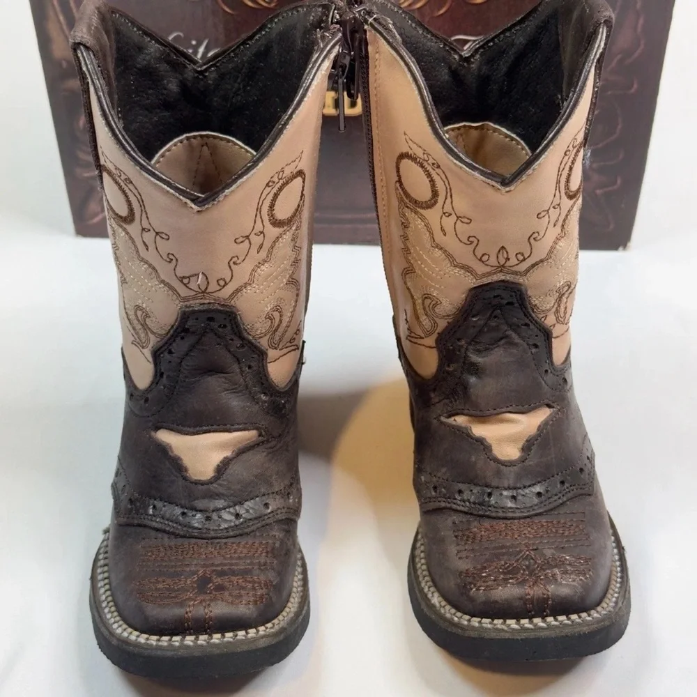 White Diamond Boots step into