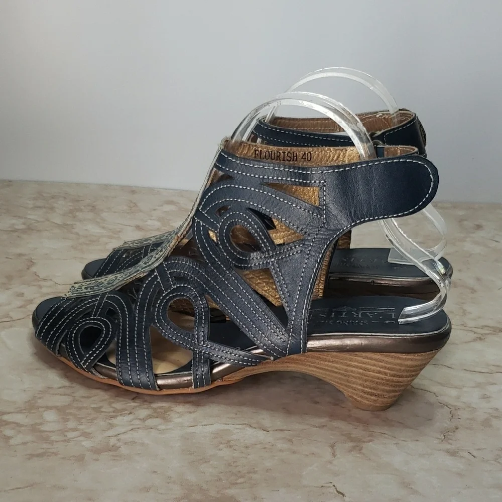 LA Artiste stylish navy