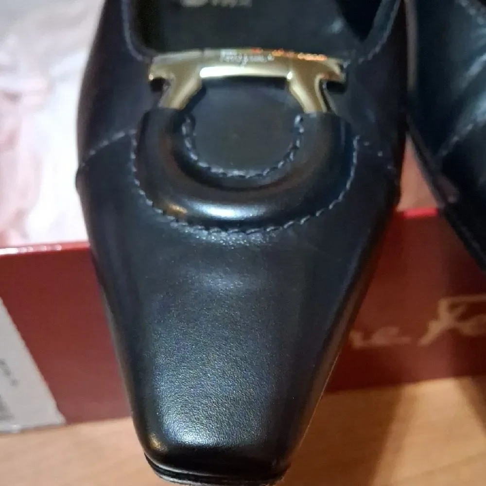Salvatore Ferragamo chic black