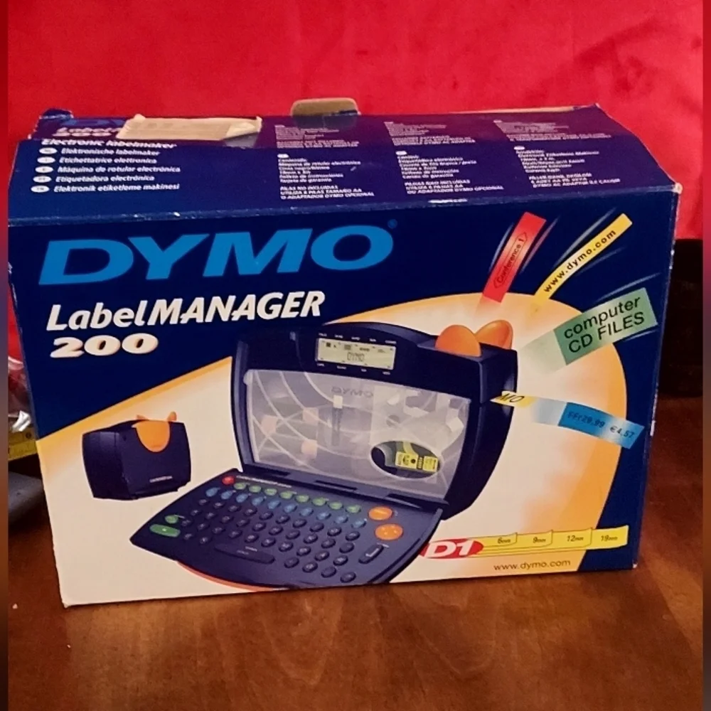 NEW Vintage DYMO LabelManager 200 Electronic Labelmaker  open box